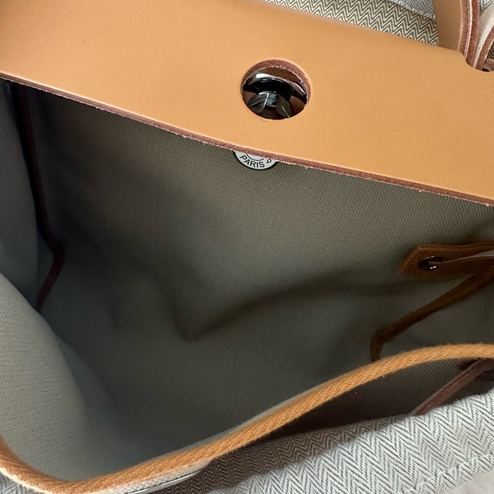 Hermes Laque Zipbag 31 - Picture 11 of 17